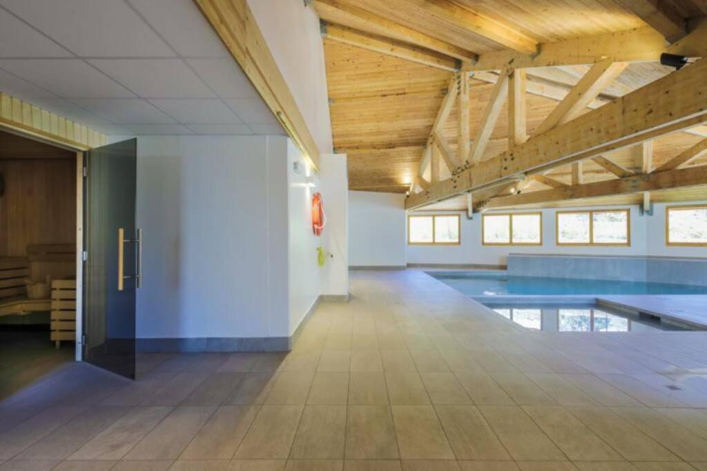 Appartement De Charme Dans Residence Avec Piscine La Joue Du Loup Saint-Étienne-en-Dévoluy エクステリア 写真